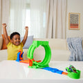JMK91 Hot Wheels Monster Trucks Mutant Kaosu Çemberde Yarış Oyun Seti - görsel 5