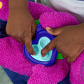 HYG89 Fisher-Price Kalp Yapan Barney Pelüş Oyuncağı - görsel 3