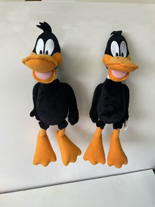 5781 SUN-ANB-PELUŞ DUFFY DUCK 25CM 5R LT - Toyz Show